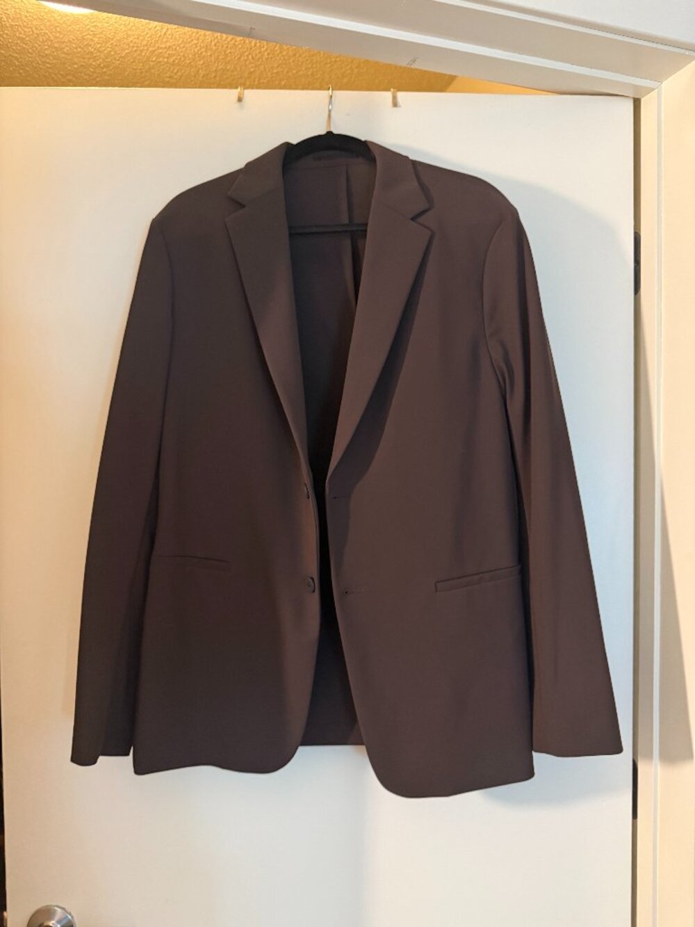 Theory brown blazer - size 14